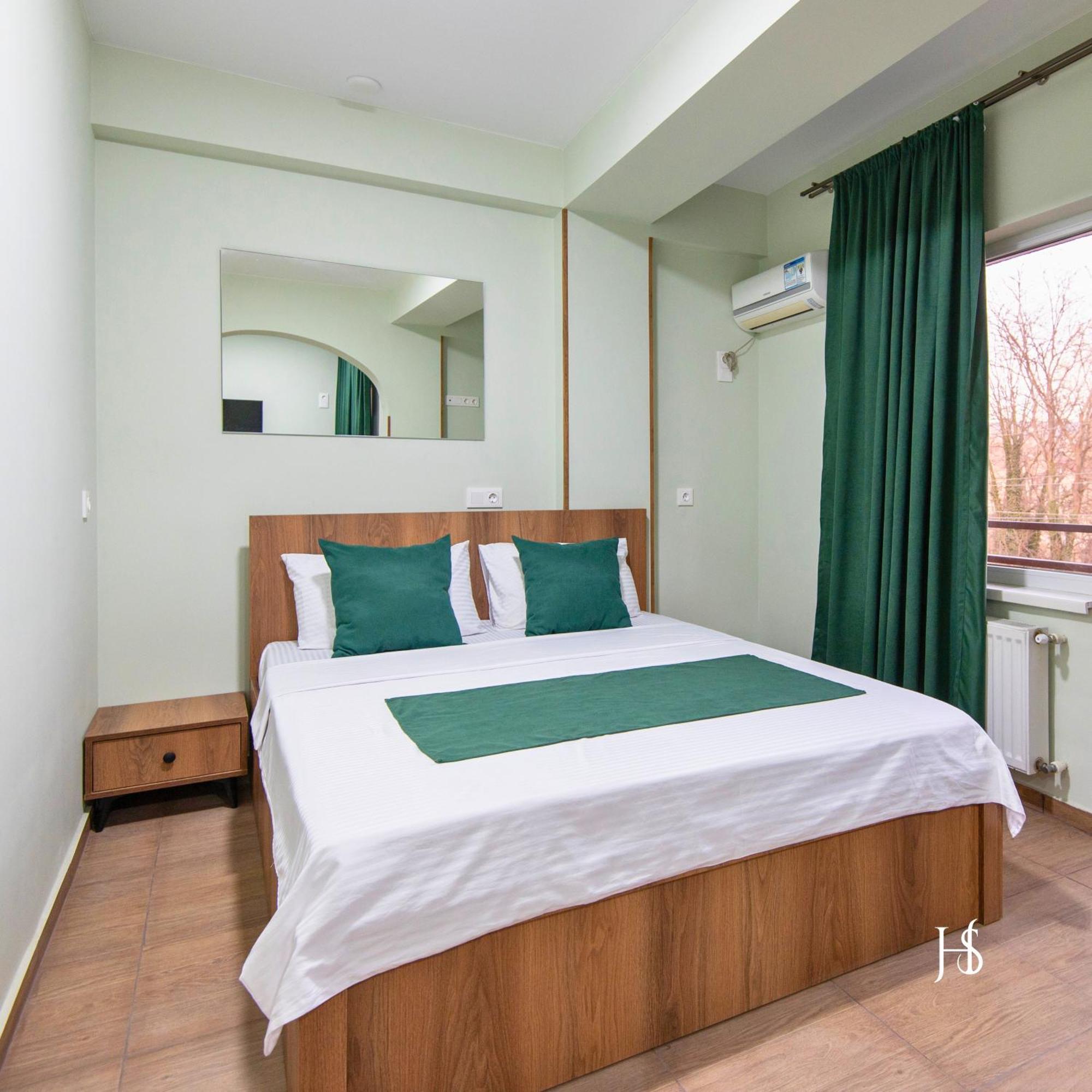 Hotel Serenity Tiflis Exterior foto
