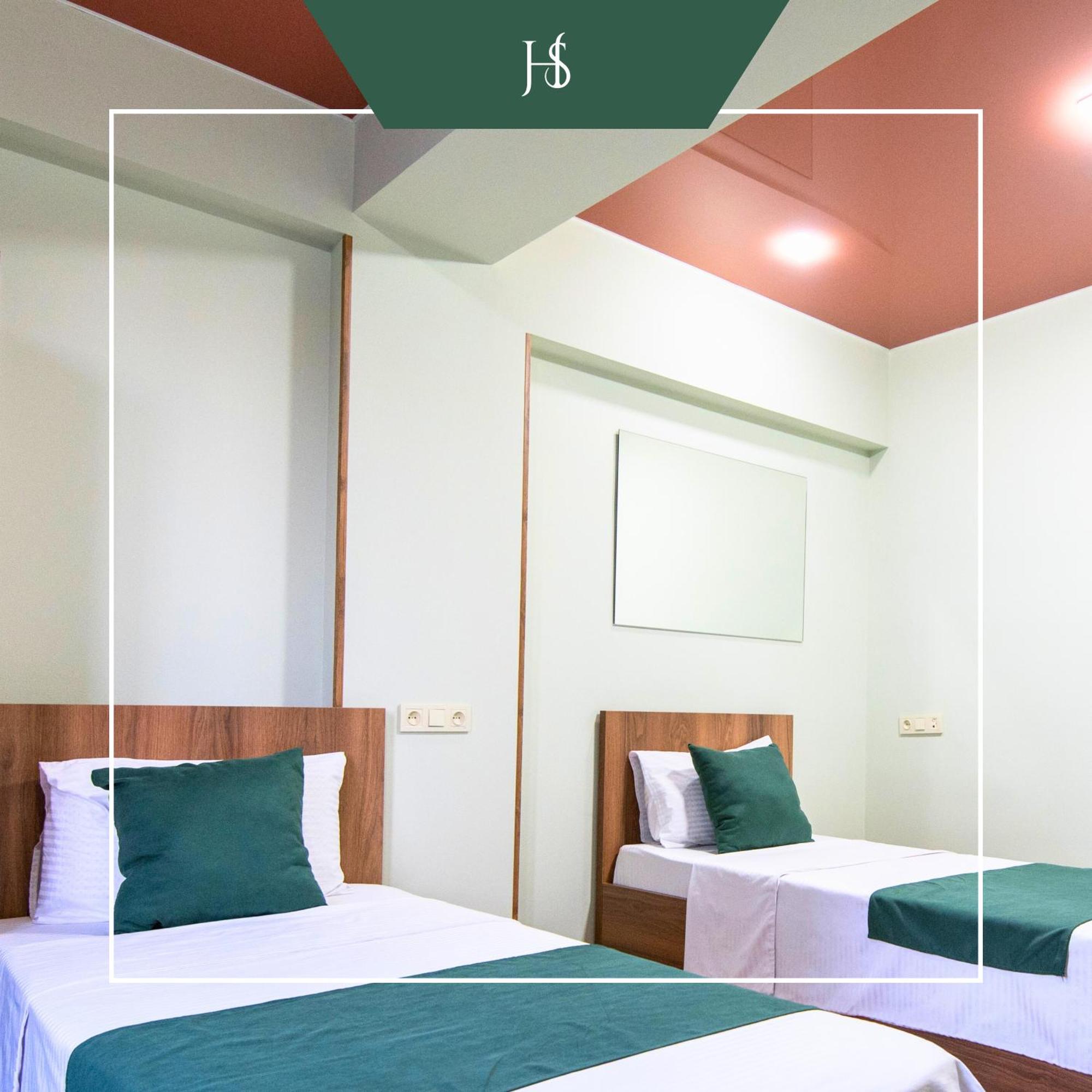 Hotel Serenity Tiflis Exterior foto